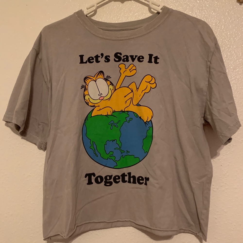 Garfield “Lets save it together” t shirt